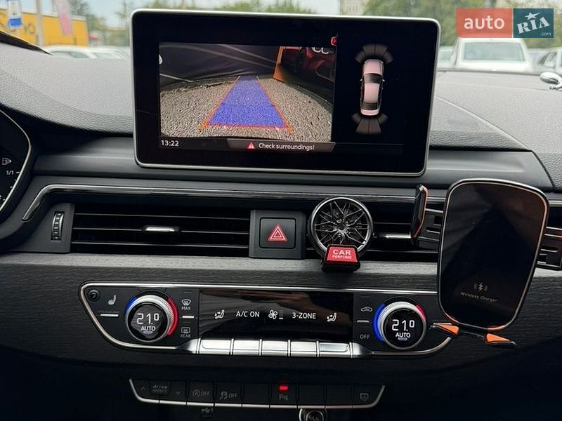 Седан Audi A4 2018 в Стрые