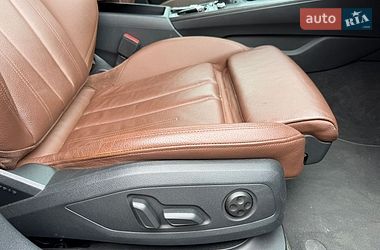 Седан Audi A4 2018 в Стрые