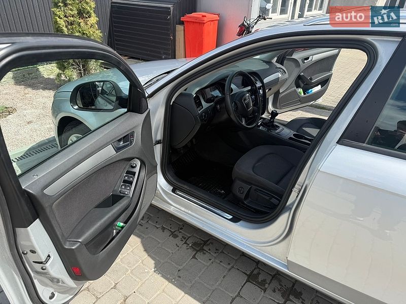 Універсал Audi A4 2008 в Львові