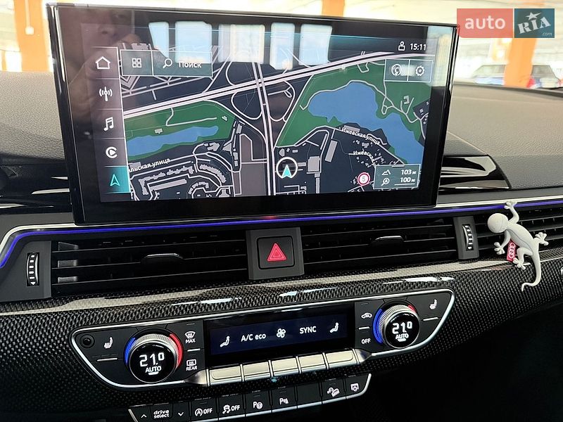 Седан Audi A4 2023 в Києві