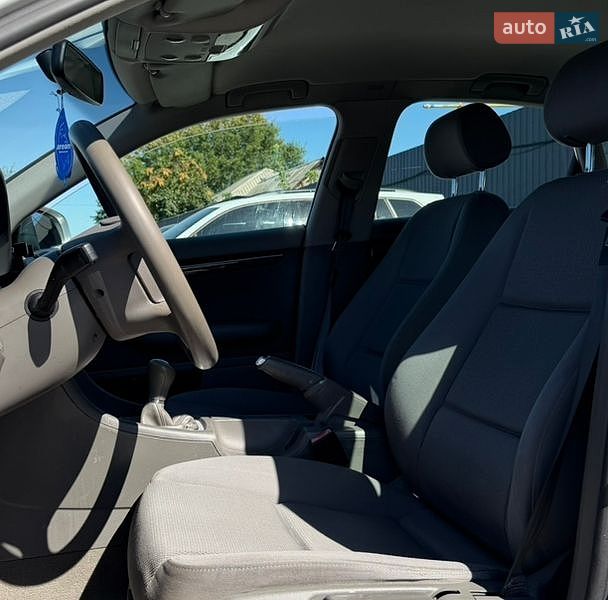 Седан Audi A4 2001 в Кропивницькому