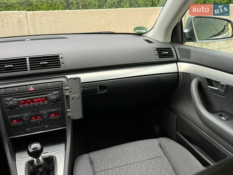 Универсал Audi A4 2005 в Ровно