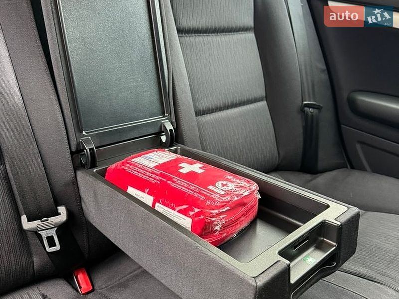 Универсал Audi A4 2005 в Ровно