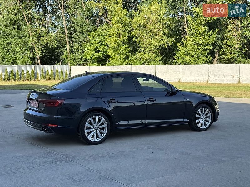 Седан Audi A4 2018 в Луцьку