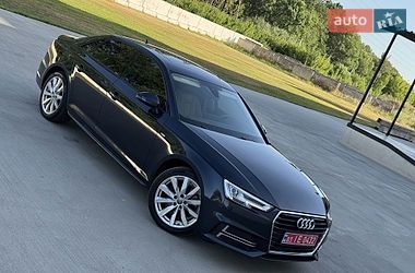 Седан Audi A4 2018 в Луцьку
