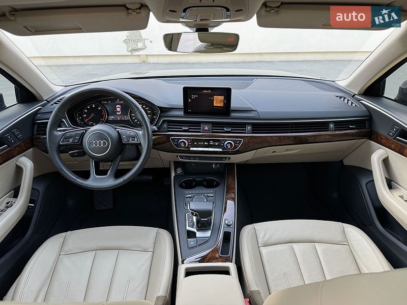 Седан Audi A4 2018 в Луцьку