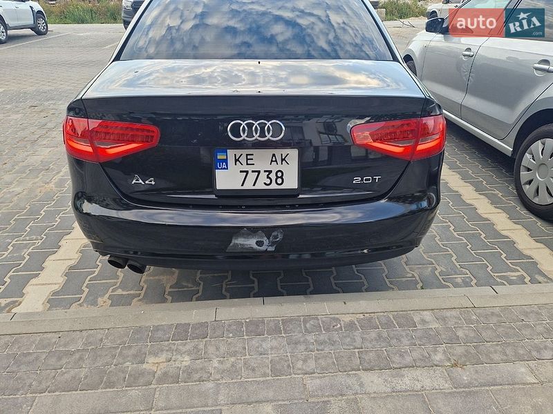 Седан Audi A4 2012 в Ірпені