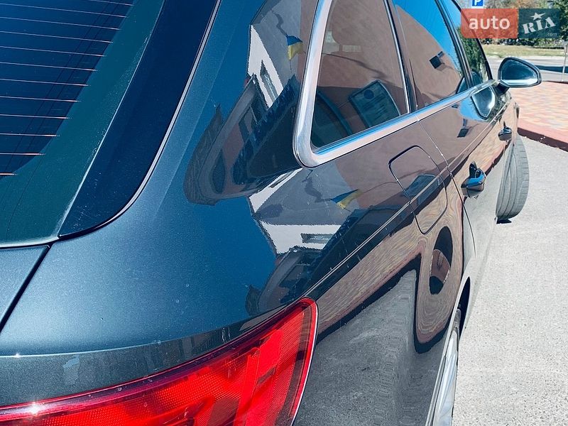 Универсал Audi A4 2018 в Киеве