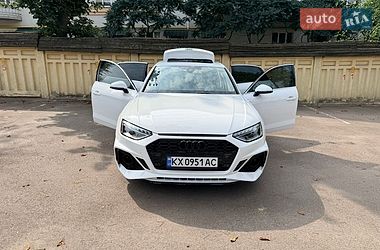 Седан Audi A4 2021 в Харкові