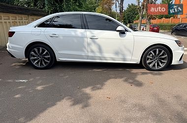 Седан Audi A4 2021 в Харкові