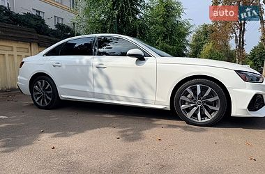 Седан Audi A4 2021 в Харкові