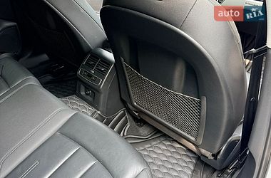 Седан Audi A4 2021 в Харкові