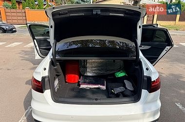 Седан Audi A4 2021 в Харкові
