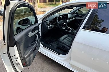 Седан Audi A4 2021 в Харькове