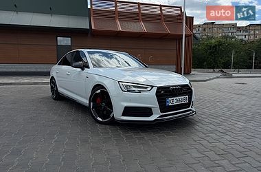 Седан Audi A4 2018 в Кривому Розі