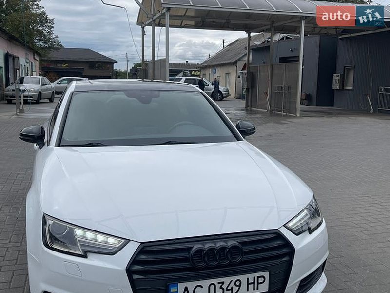 Седан Audi A4 2016 в Любешове