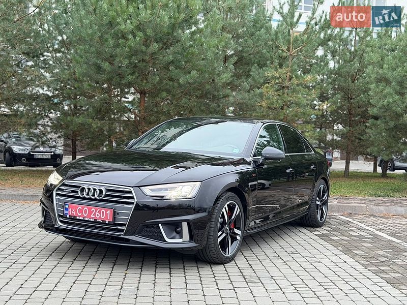 Седан Audi A4 2017 в Івано-Франківську