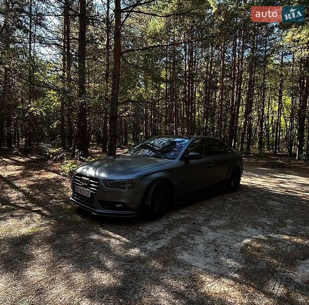 Седан Audi A4 2012 в Тернополі