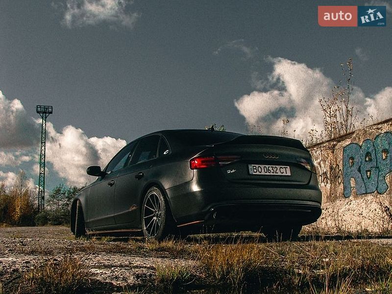 Седан Audi A4 2012 в Тернополі