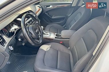 Седан Audi A4 2012 в Киеве