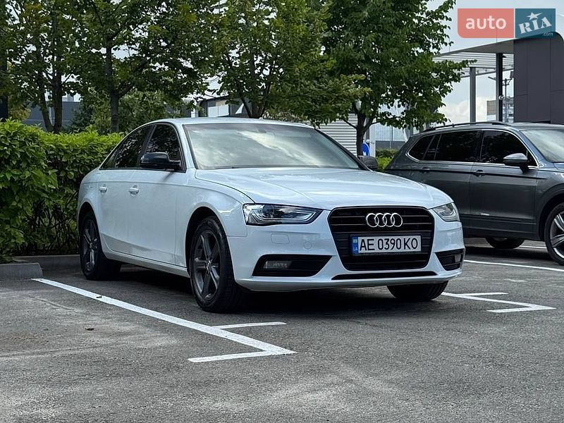 Audi A4 2012
