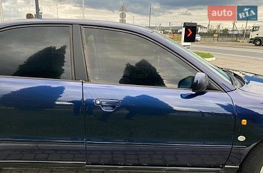 Седан Audi A4 1996 в Львові