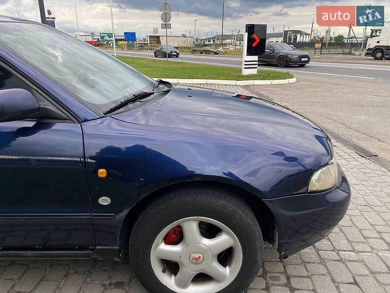 Седан Audi A4 1996 в Львові