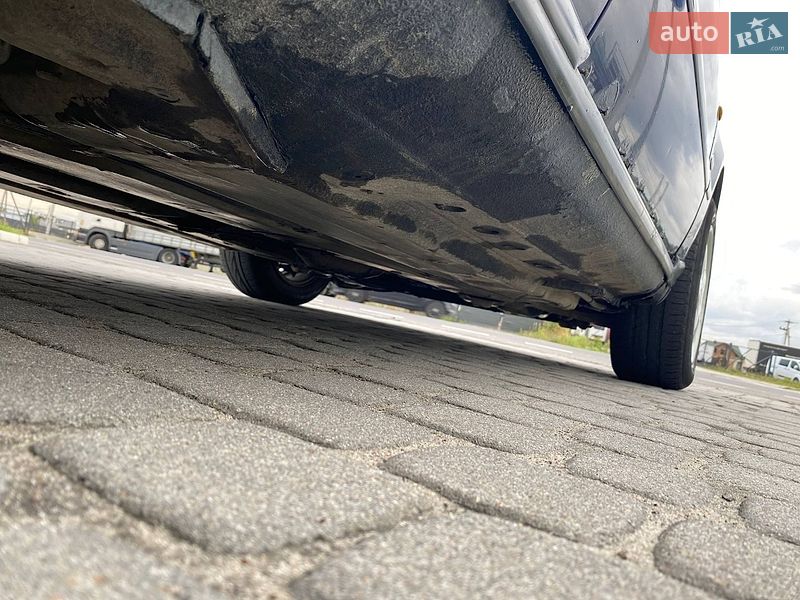 Седан Audi A4 1996 в Львові