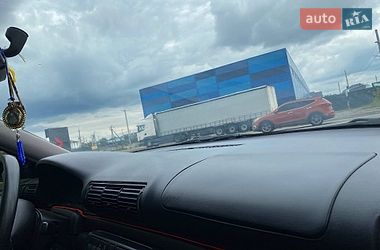 Седан Audi A4 1996 в Львові