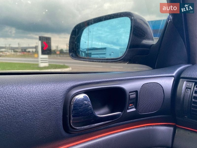 Седан Audi A4 1996 в Львове