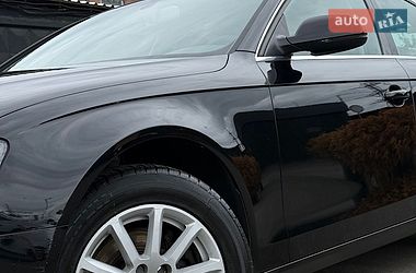 Седан Audi A4 2012 в Києві