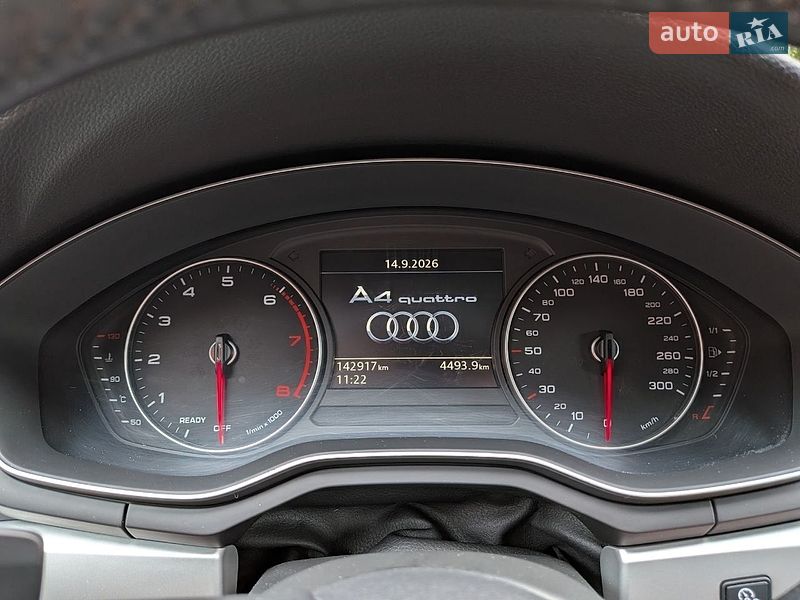 Седан Audi A4 2017 в Киеве
