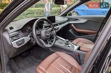 Седан Audi A4 2017 в Киеве