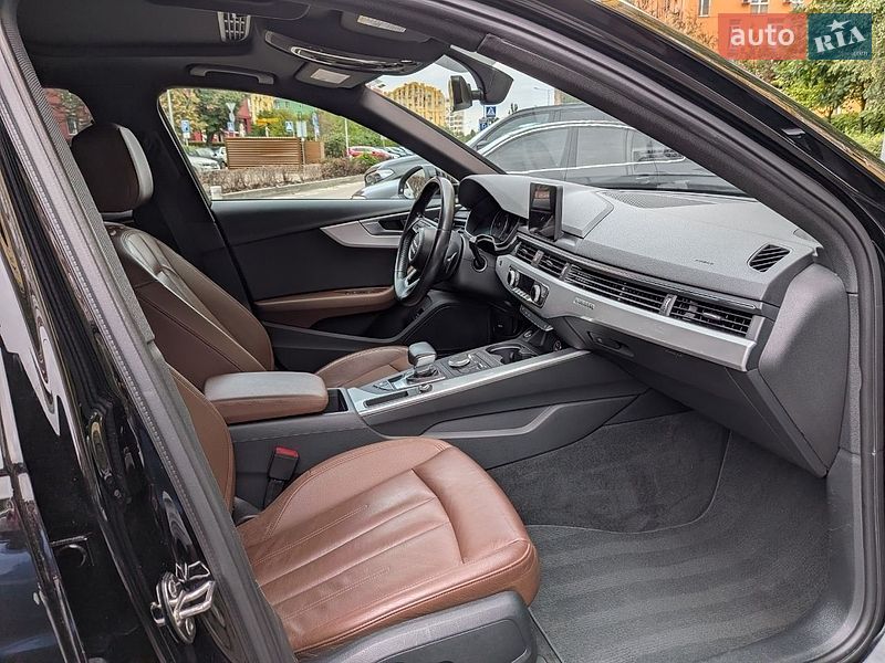Седан Audi A4 2017 в Киеве