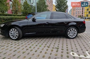 Седан Audi A4 2017 в Киеве
