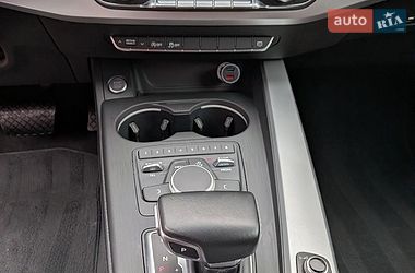 Седан Audi A4 2017 в Киеве