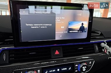 Седан Audi A4 2023 в Києві