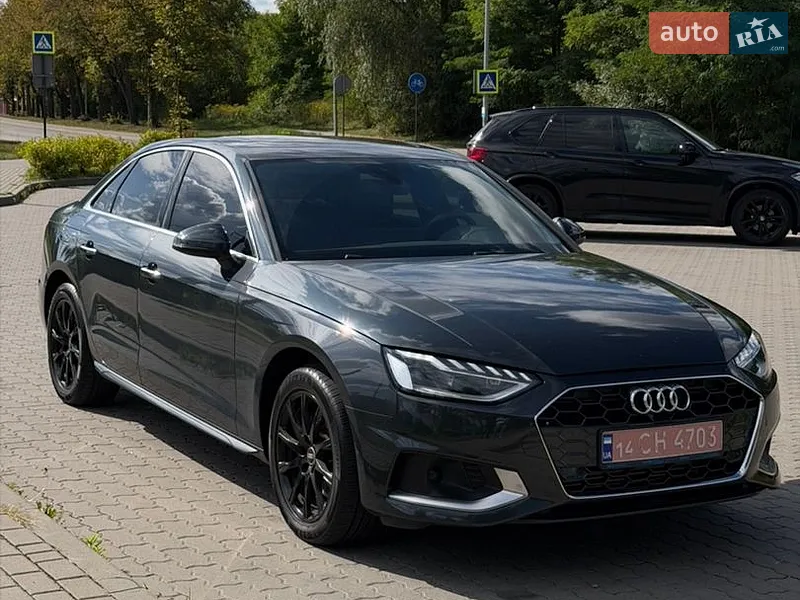 Audi A4 2021