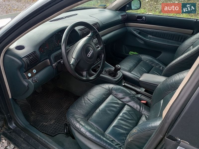 Універсал Audi A4 1998 в Львові