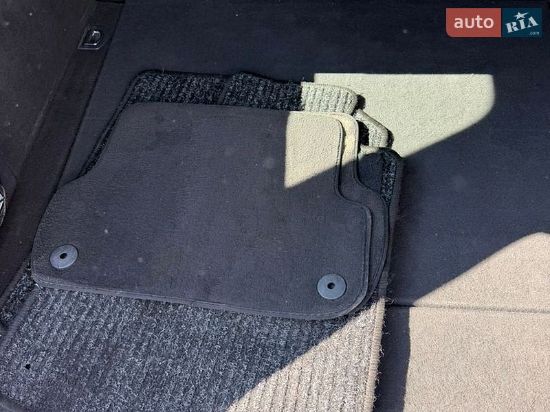 Універсал Audi A4 2004 в Львові фото 30 Універсал Audi A4 2004 в Львові