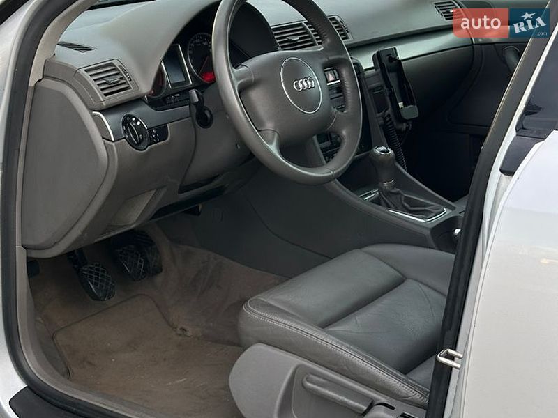Седан Audi A4 2002 в Сарнах фото 23 Седан Audi A4 2002 в Сарнах