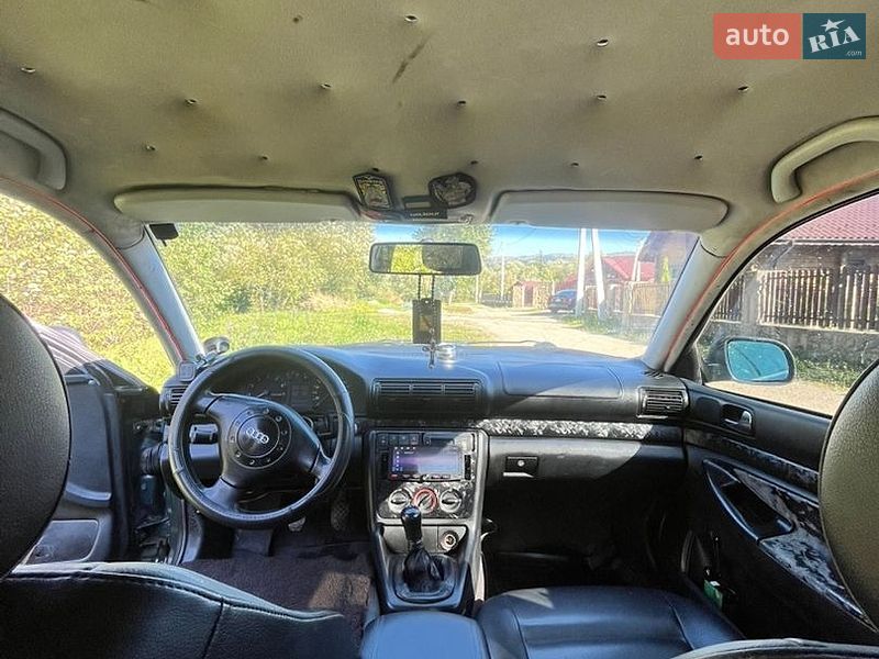 Седан Audi A4 1995 в Яремчі