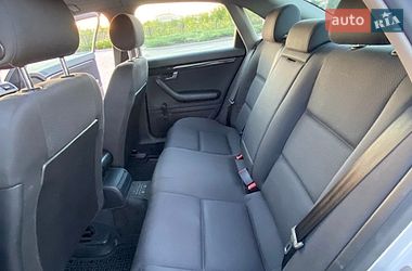 Седан Audi A4 2004 в Рівному