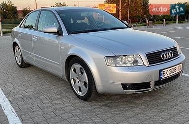 Седан Audi A4 2004 в Рівному