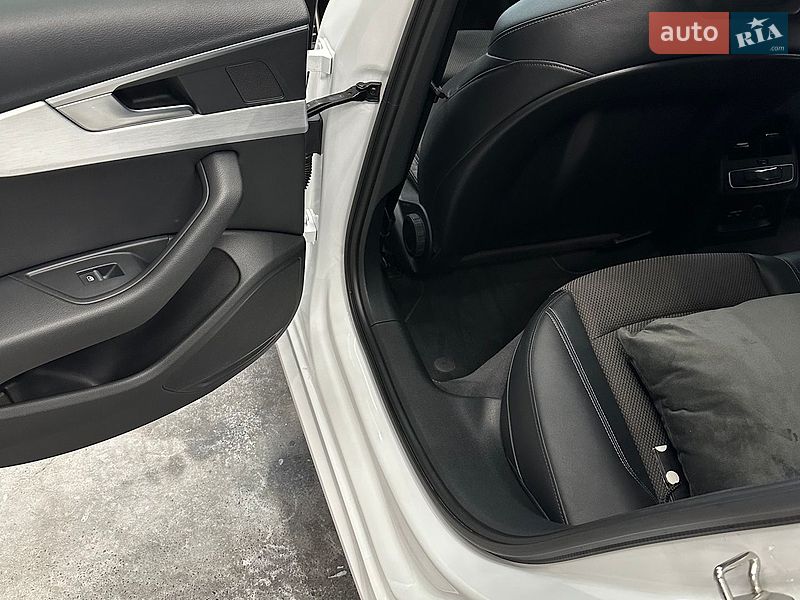 Універсал Audi A4 2018 в Ямполі