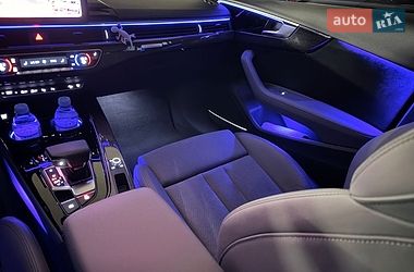 Седан Audi A4 2023 в Києві