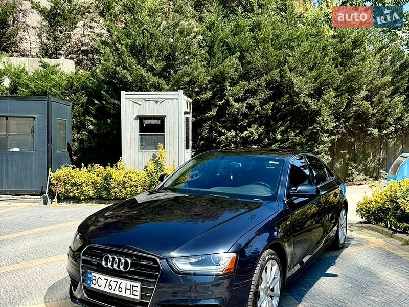 Седан Audi A4 2013 в Львові