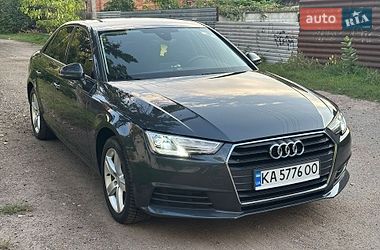 Седан Audi A4 2018 в Олександрії