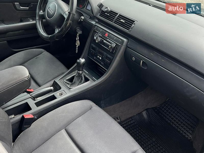 Универсал Audi A4 2004 в Калуше