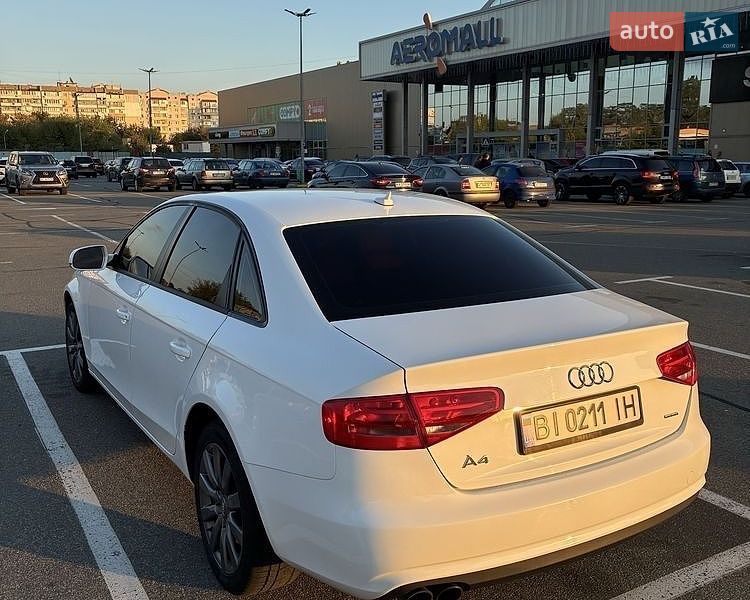 Седан Audi A4 2013 в Борисполе